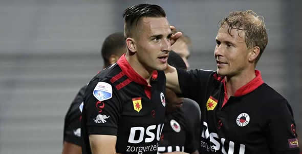 表现而喝彩 表现而喝彩